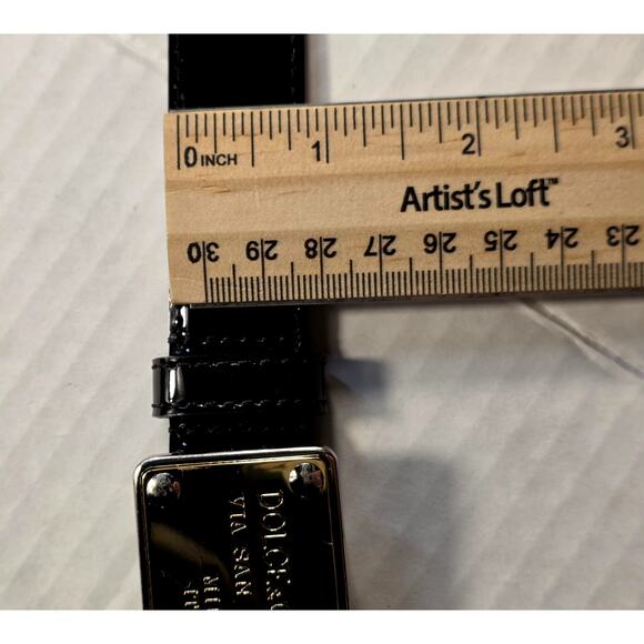 Dolce & Gabbana Black Patent Leather Belt Gold Logo Plaque Milano Italia Size 34